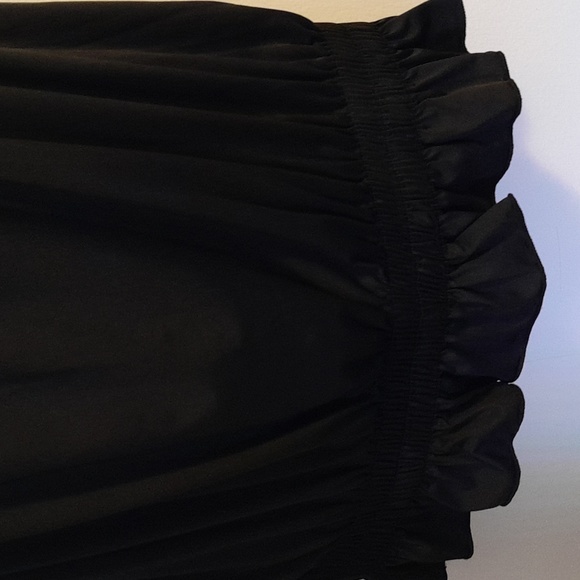 NWOT Venus black racerback  tankini bathingsuit top size 10. - Picture 2 of 7